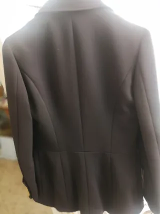 Orecchini Chanel in lana stile militare