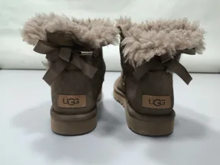 Botas UGG Marrón Talla 37