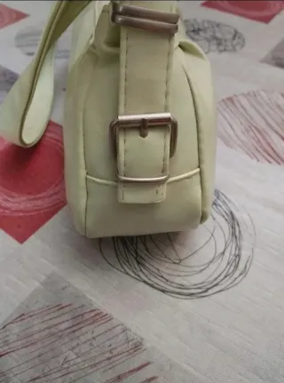 Bolso de hombro verde claro