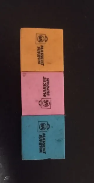 100-200-300 Gomas de Borrar 10 céntimos cada una