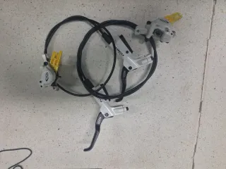 Frenos AVID Juicy Five