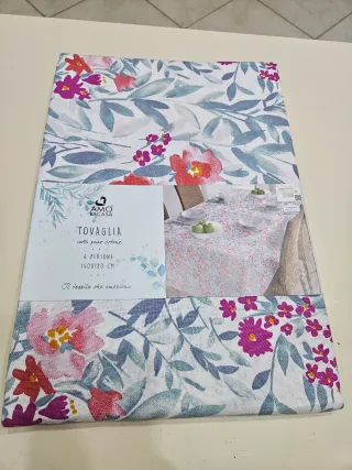 Tovaglia floreale 6 persone 140x180 cm