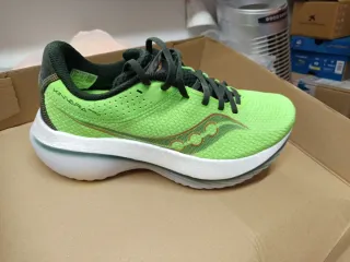 Zapatilla Saucony Kinvara Pro Verde/Blanca