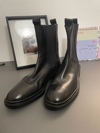 Botines ZARA Negro Piel Talla 38