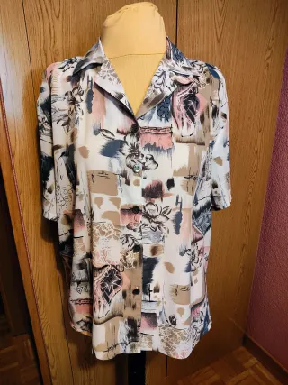 Blusa estampada vintage