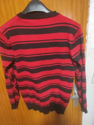 Jersey rallas rojo y negro talla M