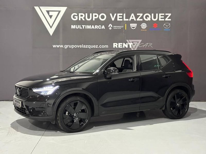 Volvo XC40 2025, foto 5