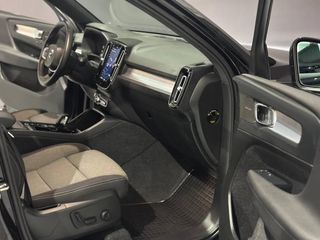 Volvo XC40 2.0 B4 G Auto