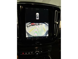 Volvo XC40 2.0 B4 G Auto