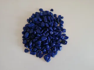 Grava decorativa para acuario.