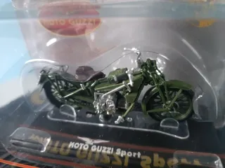 Modellino Moto Guzzi Sport