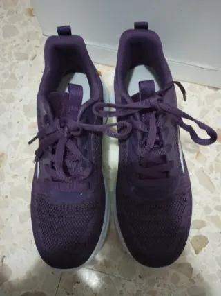 Zapatillas deportivas moradas