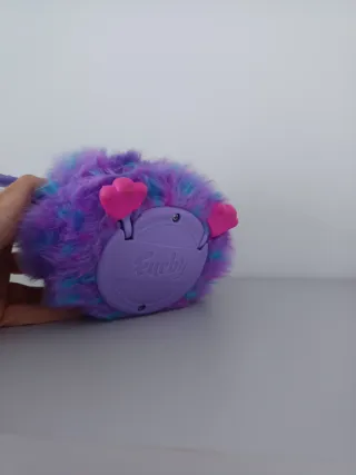 Furby Morado y Azul con Collar