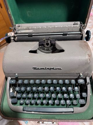 Macchina da scrivere Remington portatile+custodia