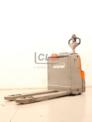 Ref. M-6470 Transpaleta Eléctrica STILL EXU 20