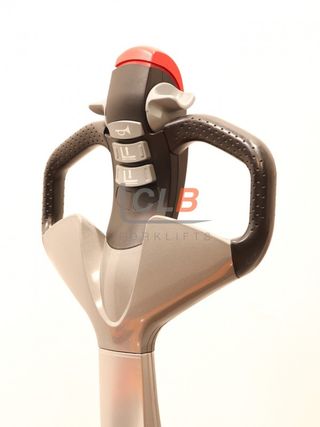 Ref. M-6470 Transpaleta Eléctrica STILL EXU 20