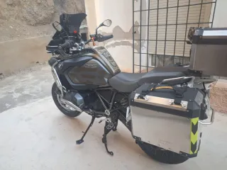 BMW1250GS ADVENTURE IMPOLUTA