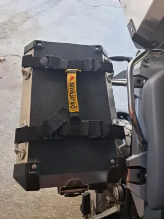 BMW1250GS ADVENTURE IMPOLUTA