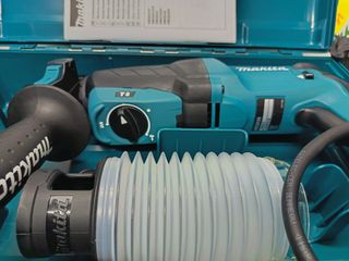 Martillo Combinado Makita HR2630 26mm