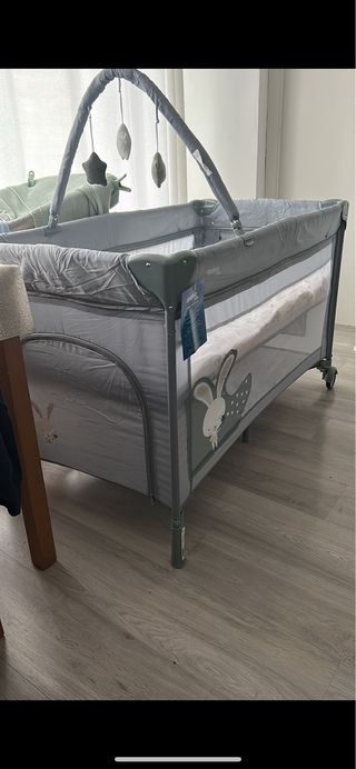 Cuna de viaje con colchón