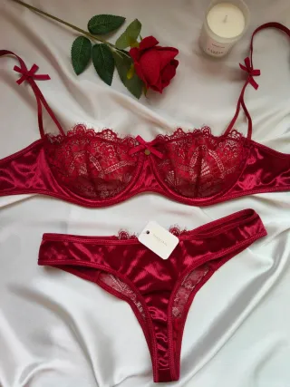 Conjunto lencería rojo encaje y satén
