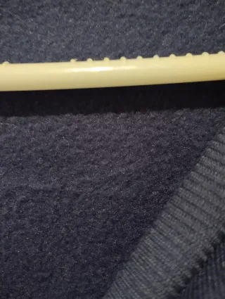 Sudadera azul con estampado de atardecer