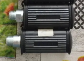 Pedales Derbi Mobylete Izquierdo y Derecho