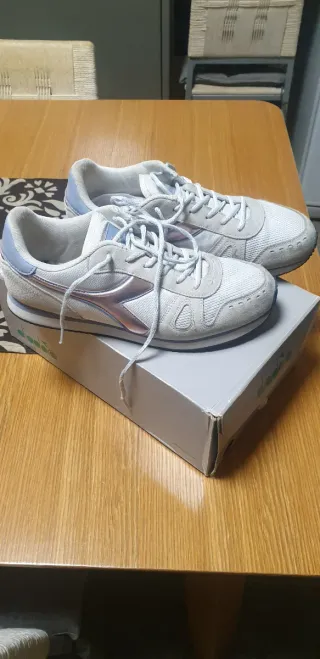 Diadora Simple Run Grigio Bianco Scarpe Donna