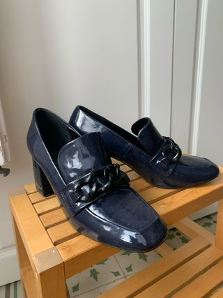 Zapatos charol Mango azul comodísimos