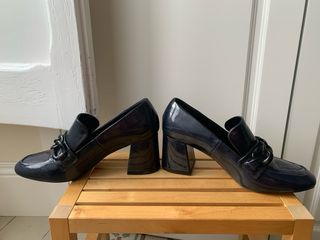 Zapatos charol Mango azul comodísimos