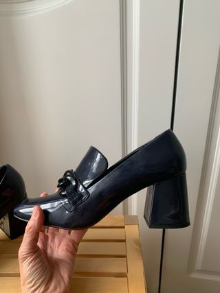 Zapatos charol Mango azul comodísimos