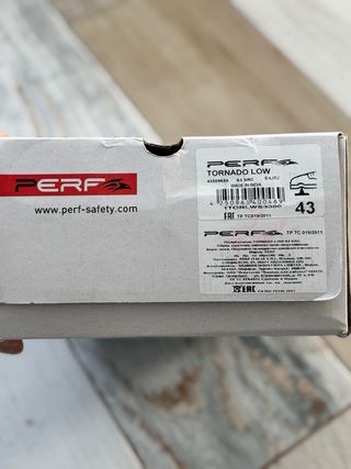 Zapato de seguridad ERF JXT 700