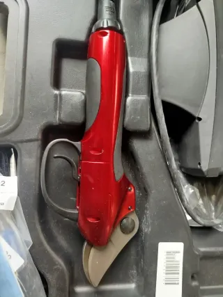 Tijera Eléctrica Podar Felco 800