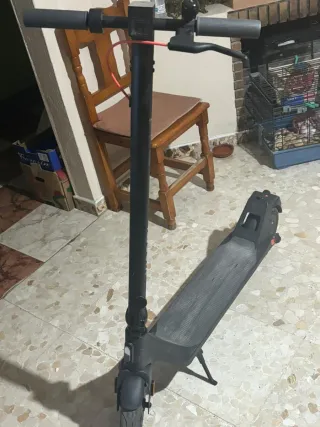 Patinete eléctrico casi nuevo