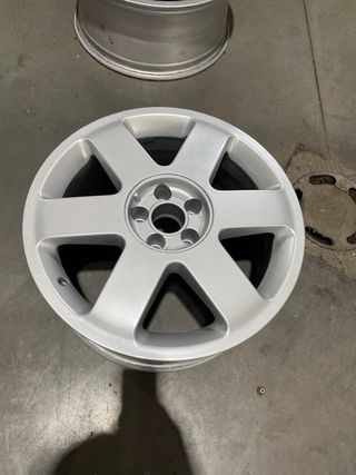 Llantas Golf mk4 Audi TT Leon 7.5x17 5x100
