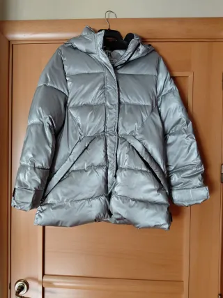 Cazadora Zara plateada talla M