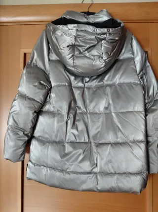 Cazadora Zara plateada talla M