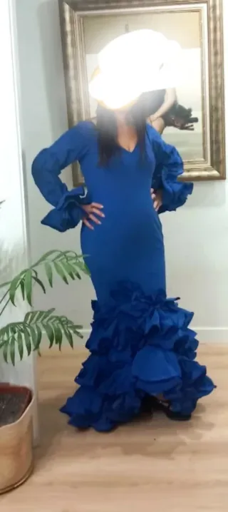 Trajes y faldas de flamenco