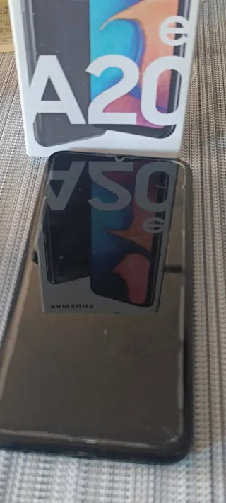 Móvil Samsung A20e