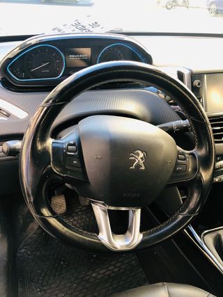 ⚡URGENTE⚡ 2016 Peugeot 2008 NEGOCIABLE