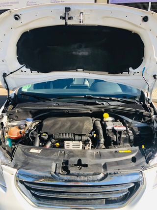 ⚡URGENTE⚡ 2016 Peugeot 2008 NEGOCIABLE