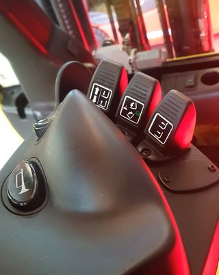 CARRETILLA ELEVADORA USADA 1600 KG