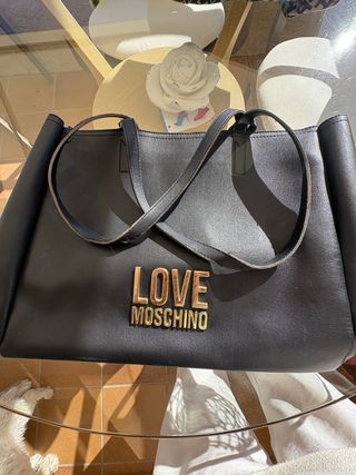 Bolso Negro Love Moschino