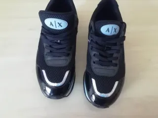 Scarpe Armani originali nere e blu