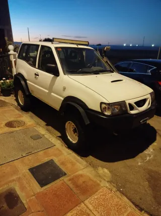 Nissan Terrano II 2001