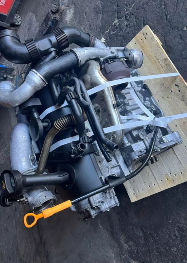 Motor VW 2.5 TDI AXE AXD