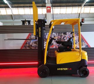 CARRETILLA ELEVADORA HYSTER 1600 KG