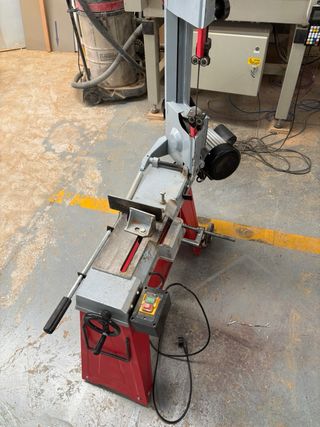 Sierra de cinta BS115 Sierra de metal.