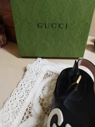 Sandalias Gucci Piel Mujer una pequeña pelada