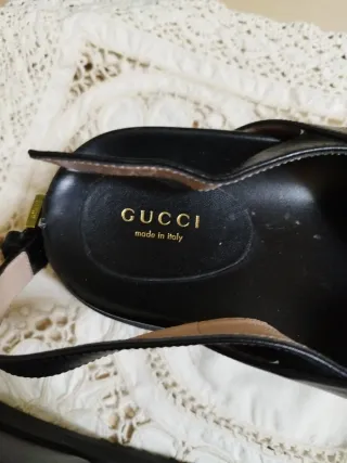 Sandalias Gucci Piel Mujer una pequeña pelada